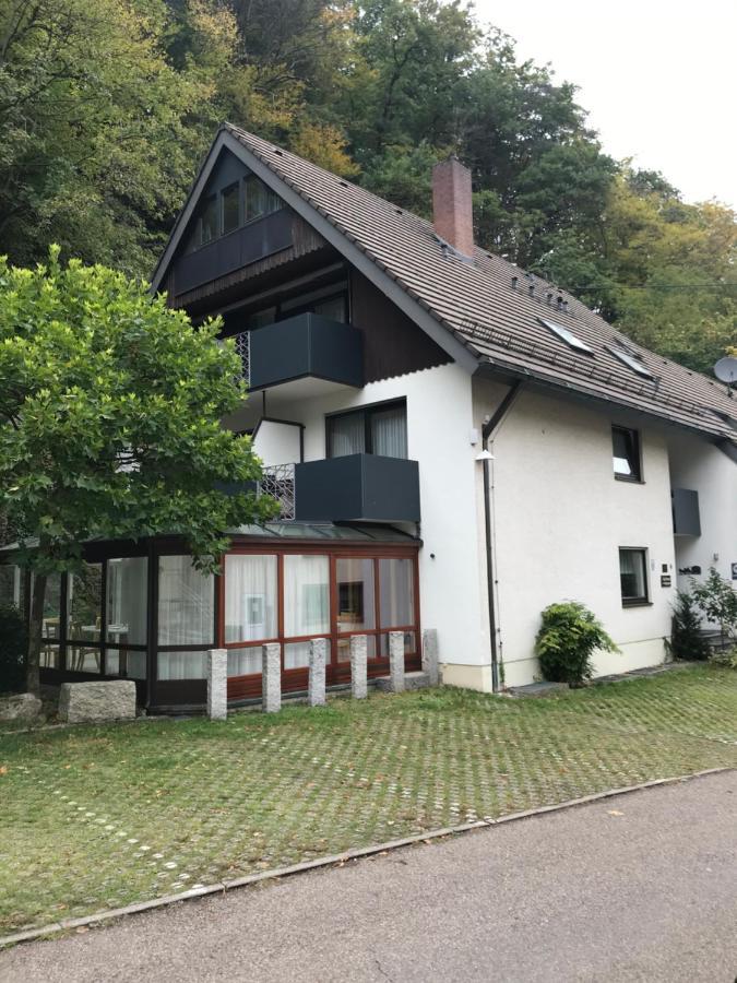 Gasthaus Zum Kreuz Freiburg im Breisgau Exterior photo